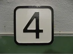 Customizable street number sign