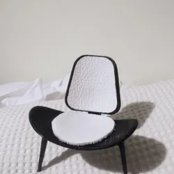 SHELL CHAIR