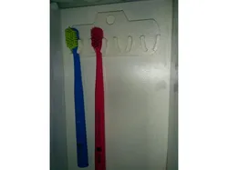 Toothbrush holder