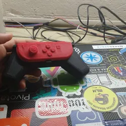 Ergonomic Joy-Con Adaptor Case