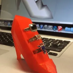 Ruby Red Ring Holder Slipper