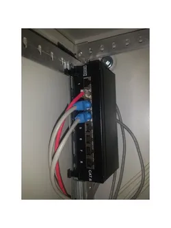 DIN mount for panel patch (Panneau de brassage 8 Ports)