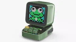Retro Bluetooth Speaker Green 3D model