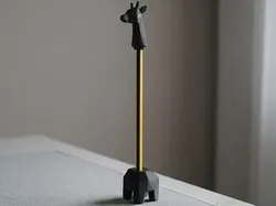 Low-Poly Giraffe Pencil Holder - Free 3D Print Model