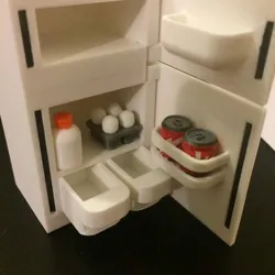 Miniature refrigerator