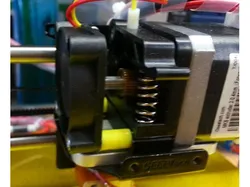 Abstandshülsen für Lüfter am Extruder (GEEEtech Prusa I3 Aluminium Pro)