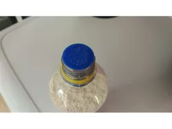 Spice cap for PET bottle