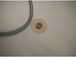 Bathtub hair grate