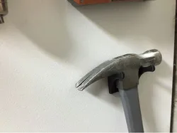 Hammer Holder
