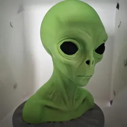 Alien Bust / Headset Holder