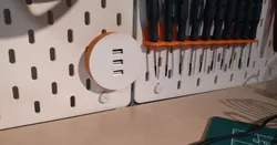 Skadis mount for Nordmärke USB hub