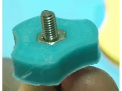 M3 nut holder