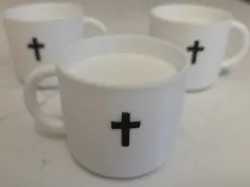 Coffee Cup Planter w/Cross - for fake plants (Sm) - Free 3D Print Model