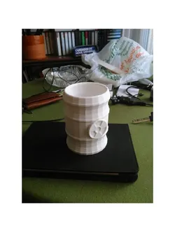 Radioactive waste pen cup