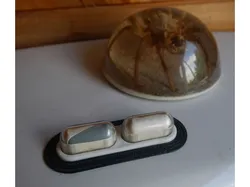 Dux Centre Flush Toilet Cistern  - Bezel surrounding flush buttons in lid (parameterised)