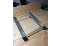 Laptop stand