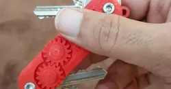 Fidget Swiss army keychain