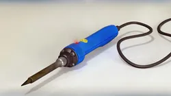 Solder iron