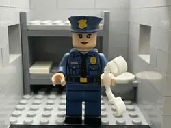 Big Brick Policewoman - Free 3D Print Model