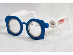 Self-adjusting Glasses