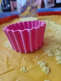 Cupcake mold