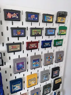 Game Boy Cartridge Mount for IKEA SKADIS