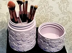 Makeup travel capsule with dividers - Free 3D Print Model