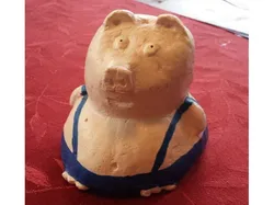 Pig sculpture