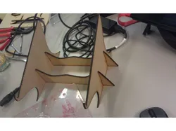 More stable laptop stand