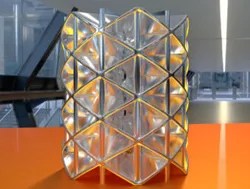 Triangular scaffolding pillar