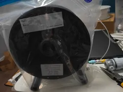 Screw nut with a hole for filament to pass through, for use with sealed bags and dehumidifying bags - Free 3D Print Model