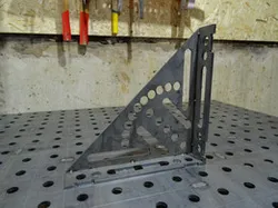 Welding triangle, 250x250, d16
