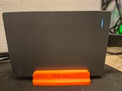 Soporte para disco duro externo con un grosor de 20mm. - Modelo de impresión 3D gratuito