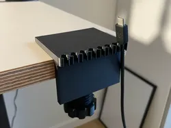 Cable manager variable size table clamp - Free 3D Print Model