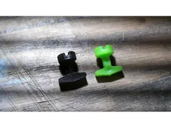 latch for brooder