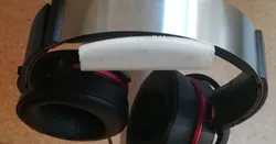 Headphone hanger