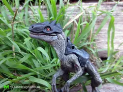 Papo Raptor Battle Armour