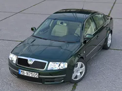 Skoda Superb 2001 3D model