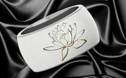 Lotus gold and platinum ring
