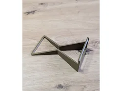 Stand for game/dvd box